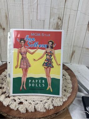 Ann Sothern paper dolls.